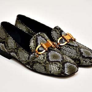 season_winter_2021_091 image